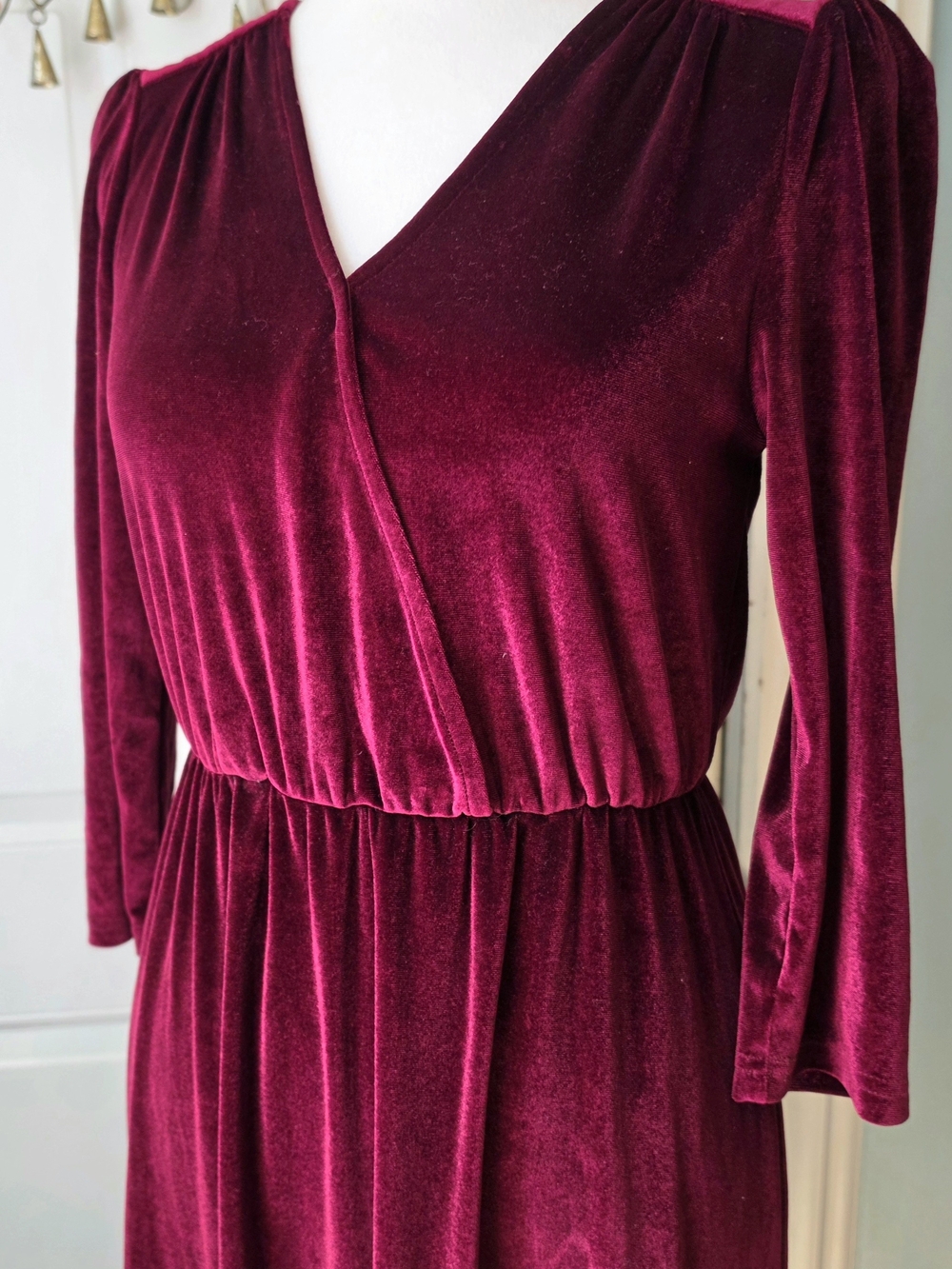 Baltic Born Sophia Velvet Faux Wrap Maxi Dress In Red Wine Women's S 3/4 Sleeve - Picture 8 of 13